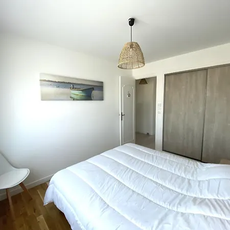 T2 Renove A Royan, Proche Plage, Parking Prive, Equipements Neufs Et Jardinet. - Fr-1-539-49 Lägenhet